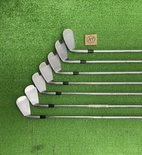 Thumbnail button to switch to the image \